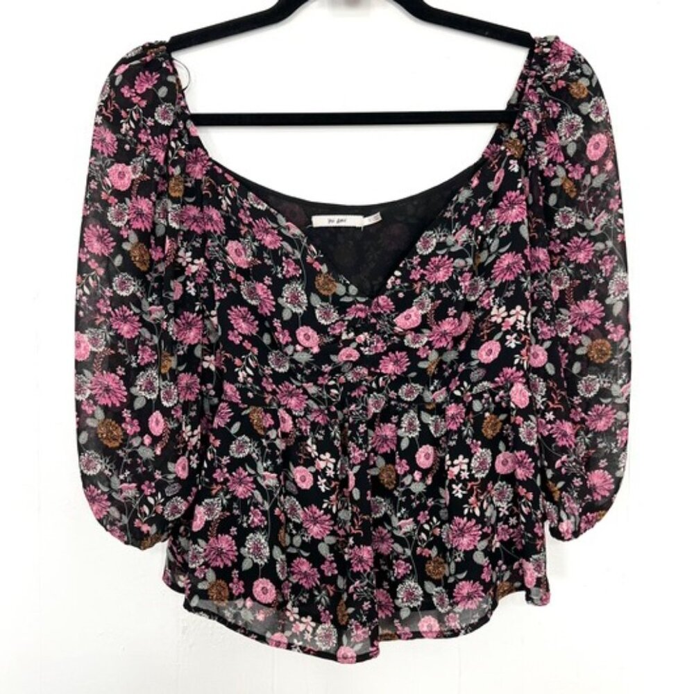 Mi Ami Francesca’s Floral Boho Peplum Blouse